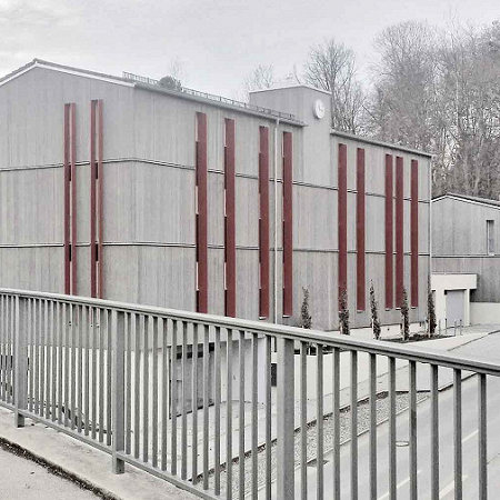 Wohnburg aus Holz